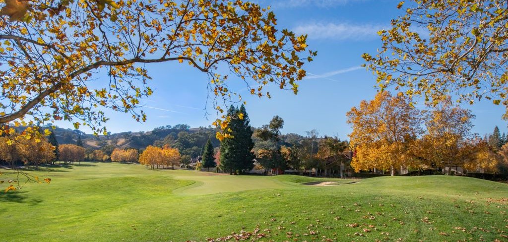 best fall golf trips