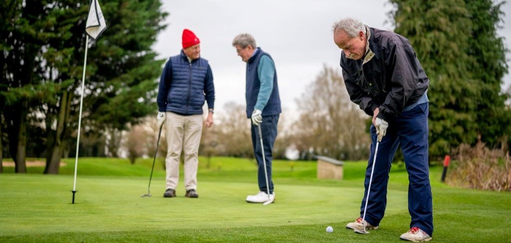 Retirement gifts for golfers
