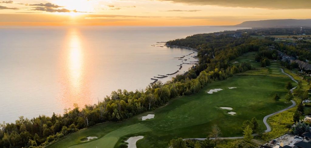Blue Mountain golf packages lora bay